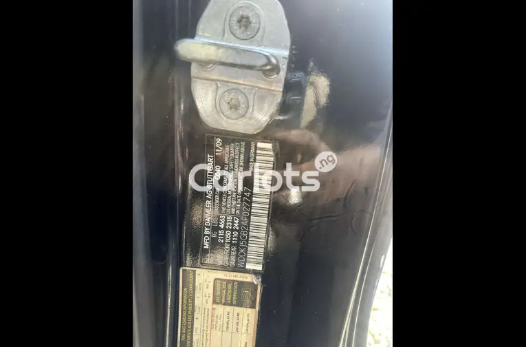 2011 Mercedes Benz E350 coupe - 2/5