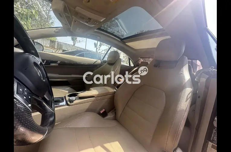 2011 Mercedes Benz E350 coupe - 3/5