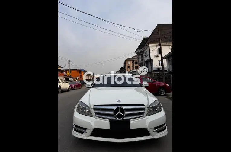 Used 2009 Mercedes-Benz C300 4MATIC - 1/5