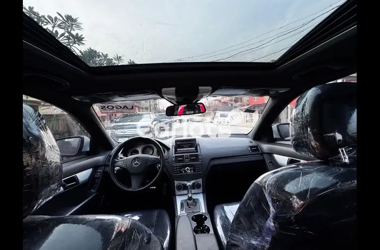 Used 2009 Mercedes-Benz C300 4MATIC - 2/5