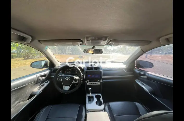 Neatly use Toyota Camry 2013 SE - 2/5