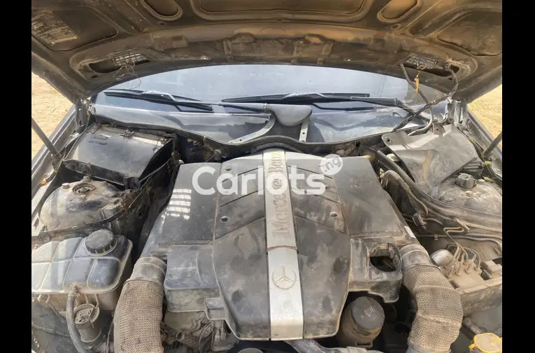 Used 2010 Mercedes Benz C240 - 2/5