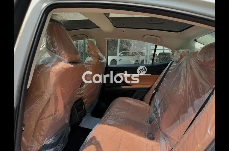 2024 Toyota Camry - 2/5