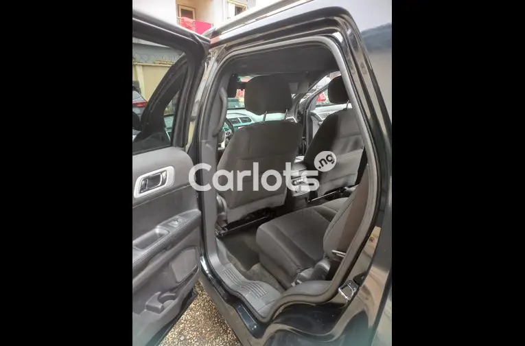 Bought Brand 2014 Ford Explorer XLT - 3/5