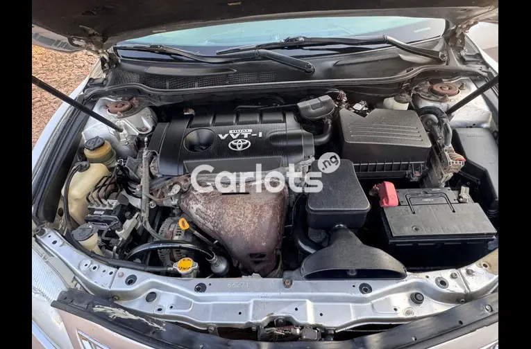 FOREIGN USED 2010 TOYOTA CAMRY - 5/5