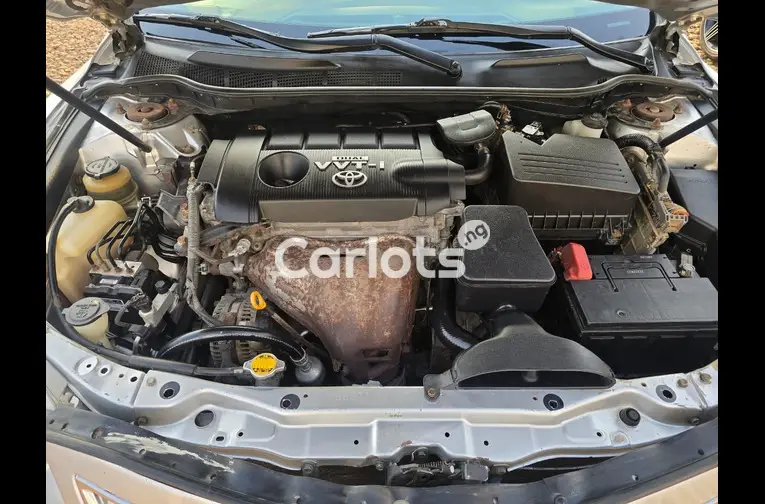 FOREIGN USED 2010 TOYOTA CAMRY - 5/5