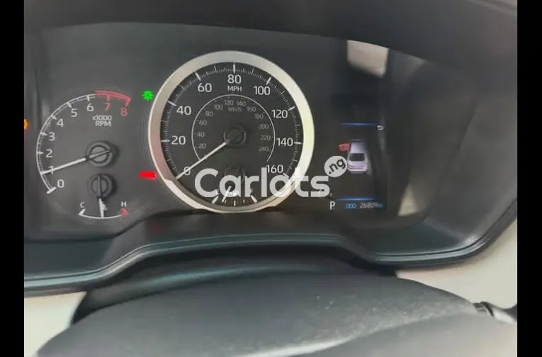 USED 2020 TOYOTA COROLLA LE - 2/5