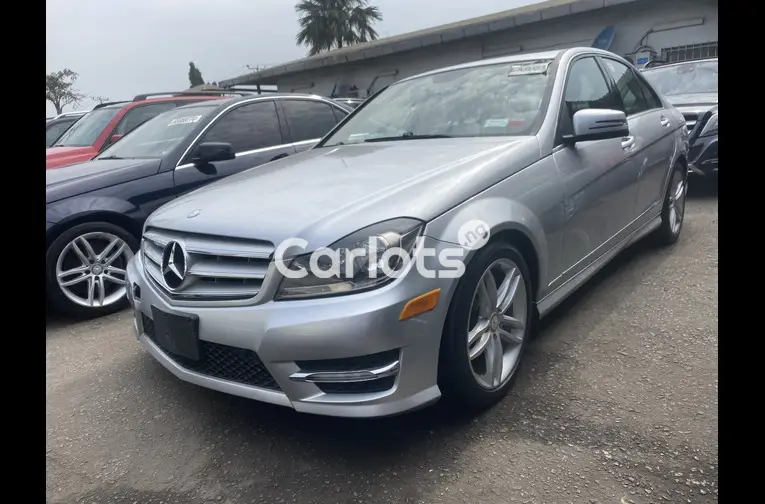 Foreign Used 2012 Mercedes Benz C300