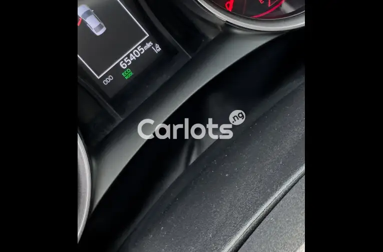 FOREIGN USED 2022 TOYOTA CAMRY TRD - 4/5