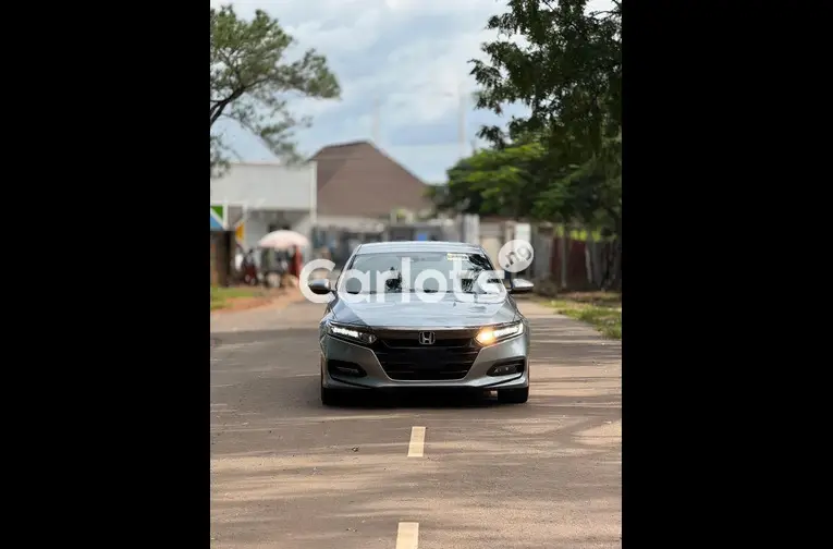 2019 HONDA ACCORD - 1/5