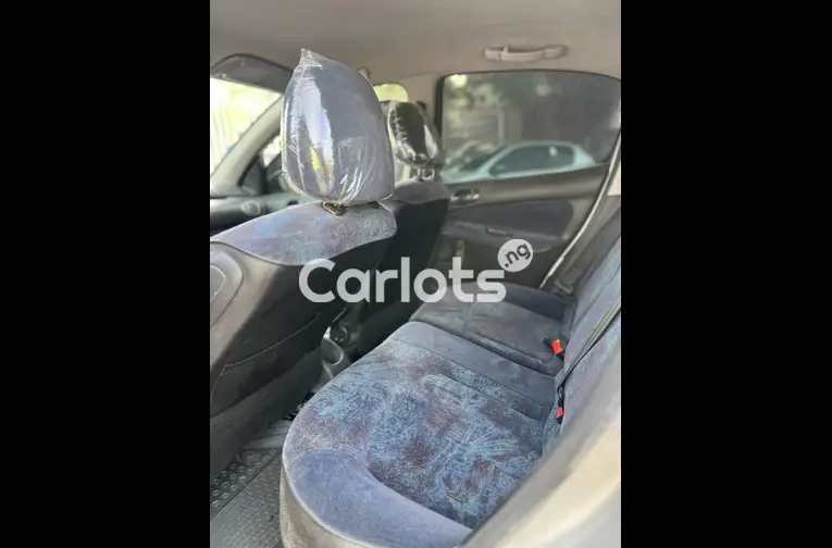 Used 2004 Peugeot 206 - 2/5