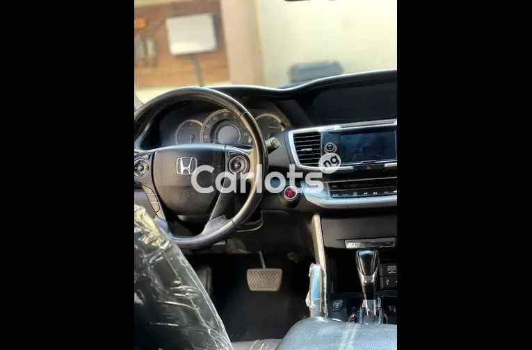 HONDA ACCORD 2014 UPGRADED TO 2017 - 4/4