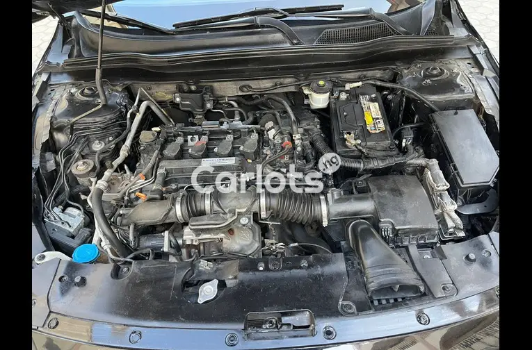 Used Honda Accord 2019 model - 3/4