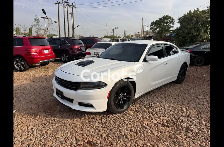 2018 DODGE CHARGER SXT - 1/5