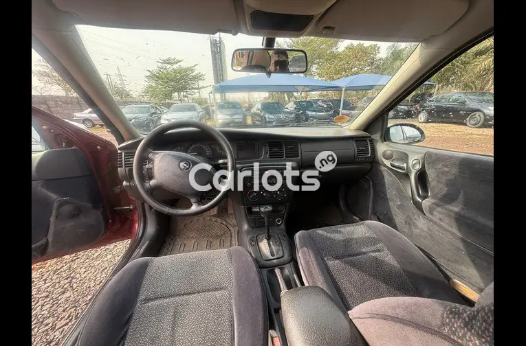 Nigerian used 2002 Opel Astra - 2/5