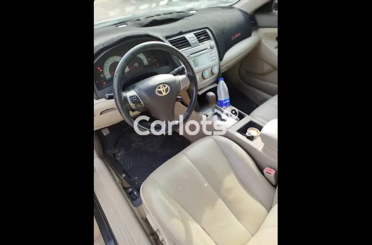 CLEAN NIGERIAN USED 2010 TOYOTA CAMRY MUSCLE - 3/5