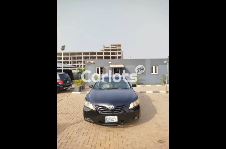 CLEAN NIGERIAN USED 2010 TOYOTA CAMRY MUSCLE - 1/5