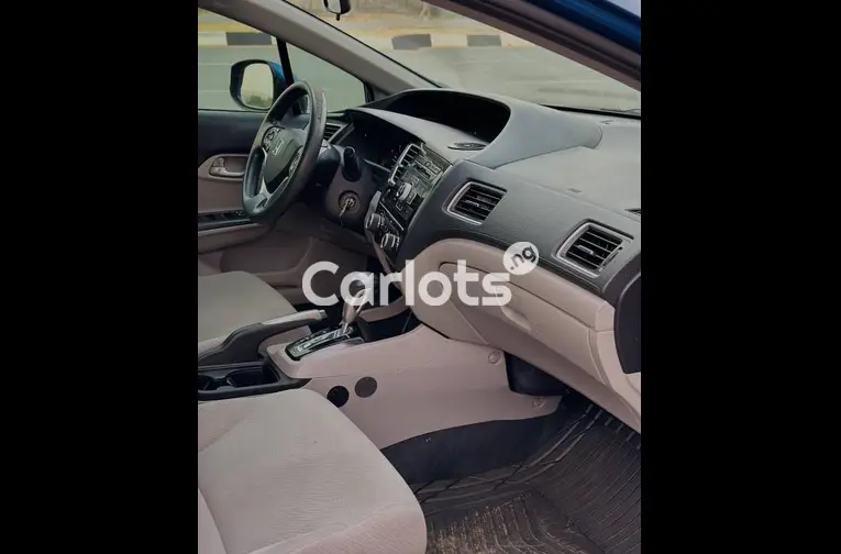 Used HONDA CIVIC 2013 - 3/5