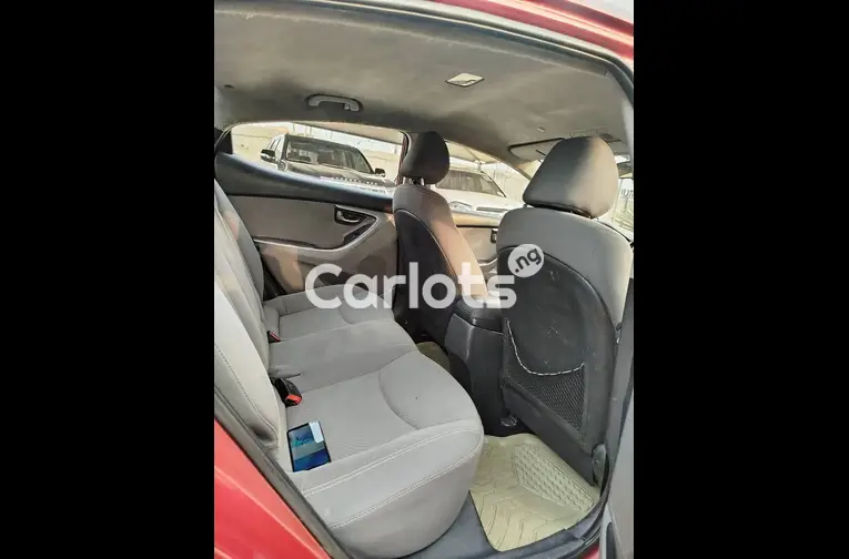 Neatly Used 2013 Hyundai Elentra GLi - 2/5