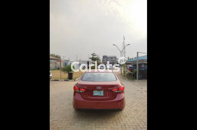 Neatly Used 2013 Hyundai Elentra GLi - 4/5