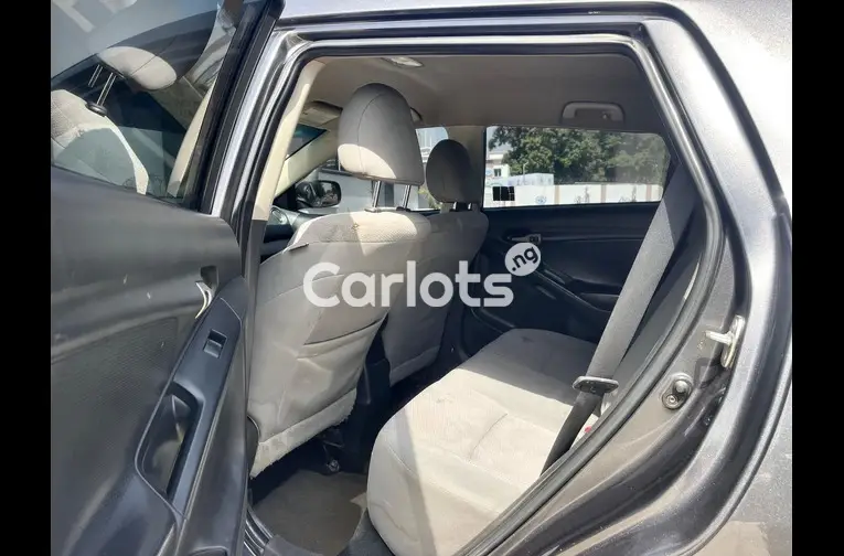 2009 TOYOTA MATRIX - 3/5