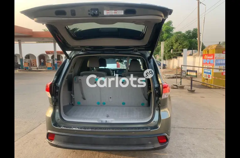 Used Toyota Highlander 2018 - 3/5