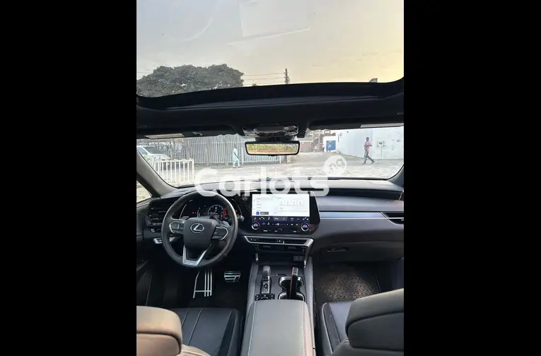 FOREIGN USED 2024 LEXUS RX350 - 2/5