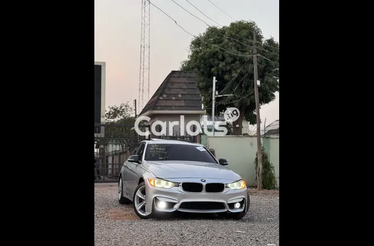 2013 BMW 3 SERIES - 2/5