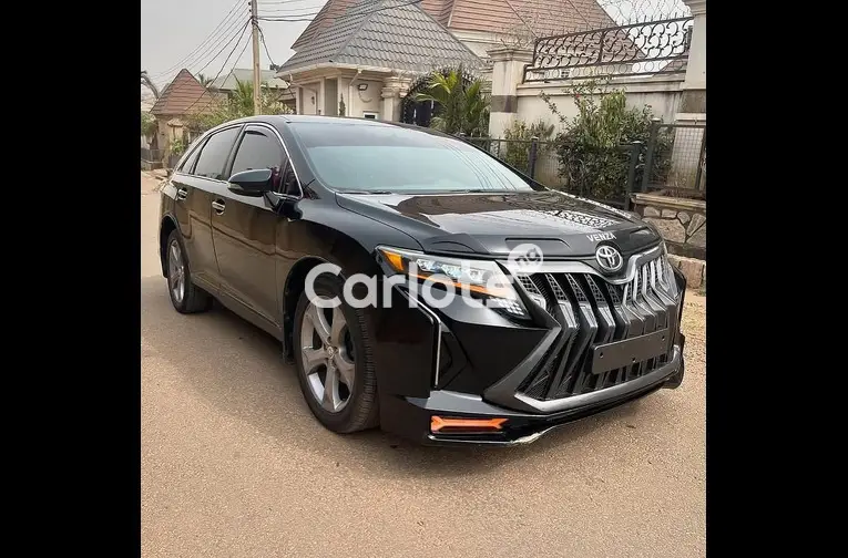 UNIQUE 2010 TOYOTA VENZA - 1/5