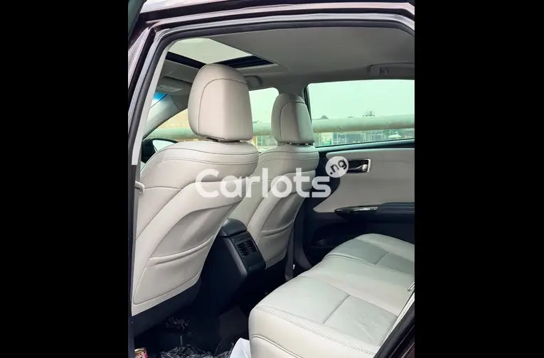 2013 TOYOTA AVALON - 3/4