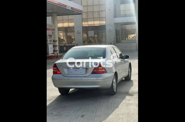 Mercedes Benz C240 2010 KOMPRESSOR - 5/5