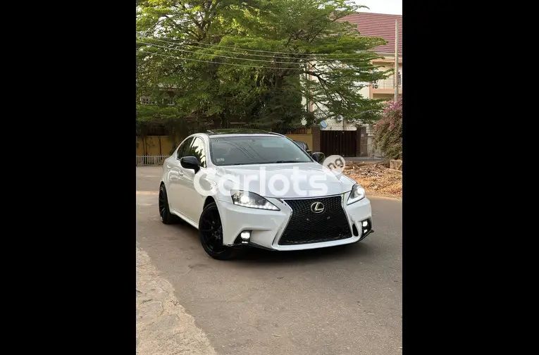 FOREIGN USED 2015 UPGRADED LEXUS IS250