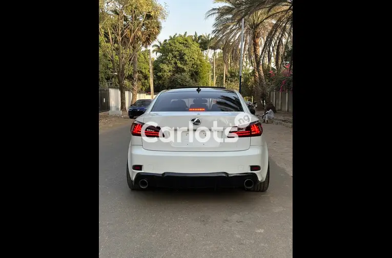 FOREIGN USED 2015 UPGRADED LEXUS IS250 - 5/5