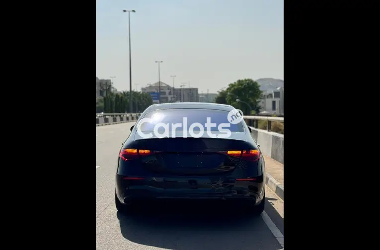 MERCEDES BENZ S580 - 5/5