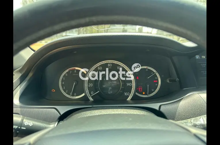 HONDA ACCORD 2013 - 2/5