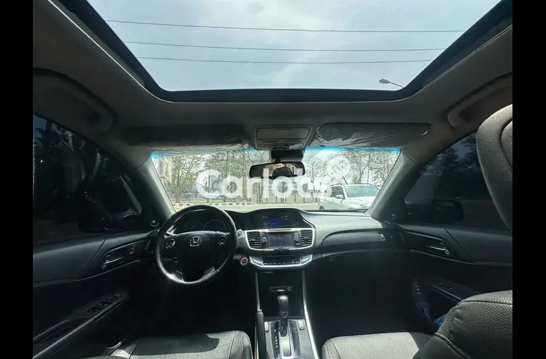 HONDA ACCORD 2013 - 3/5