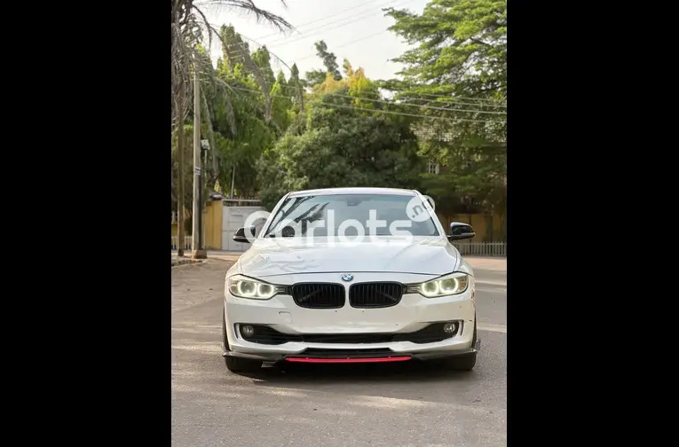 2013 BMW 3 SERIES TUNED - 2/5