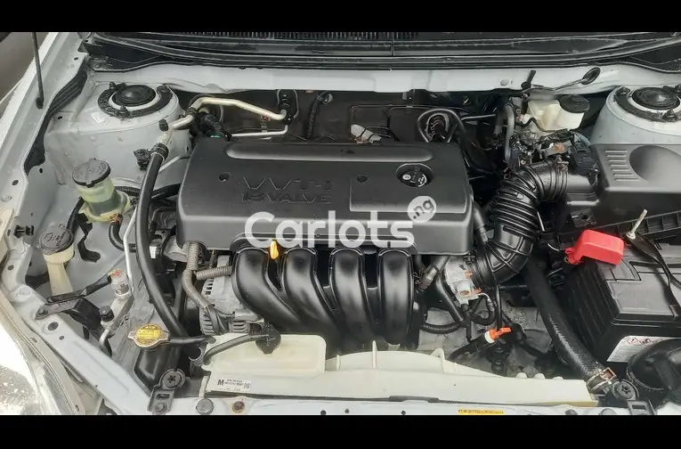 Foreign used 2006 Toyota Matrix - 4/5