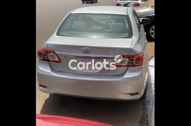 2013 TOYOTA COROLLA LE - 5/5