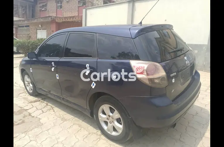 Clean Registered 2006 Toyota Matrix XR - 2/5