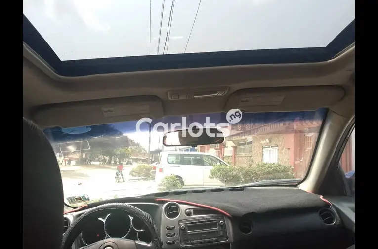 Clean Registered 2006 Toyota Matrix XR - 3/5