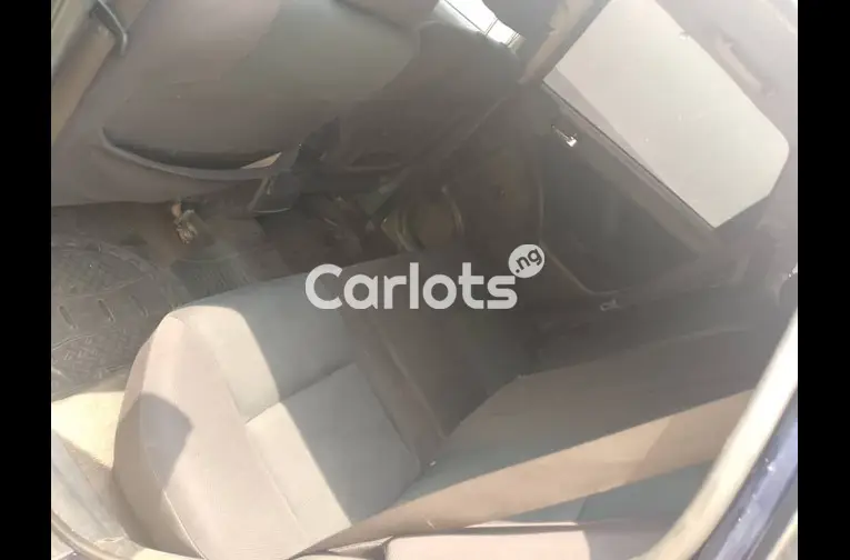 Clean Registered 2006 Toyota Matrix XR - 4/5