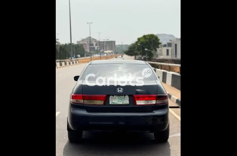 Extremely clean Honda Accord 2005 DC - 5/5