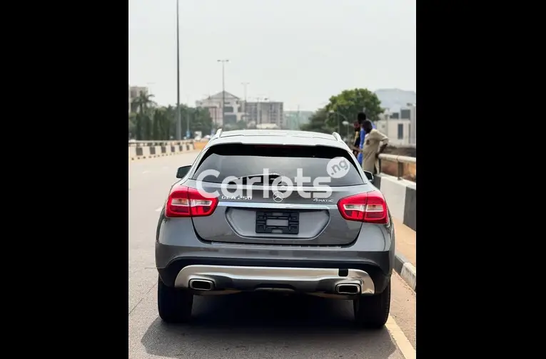 Foreign Used 2017 Mercedes GLA 250 - 5/5