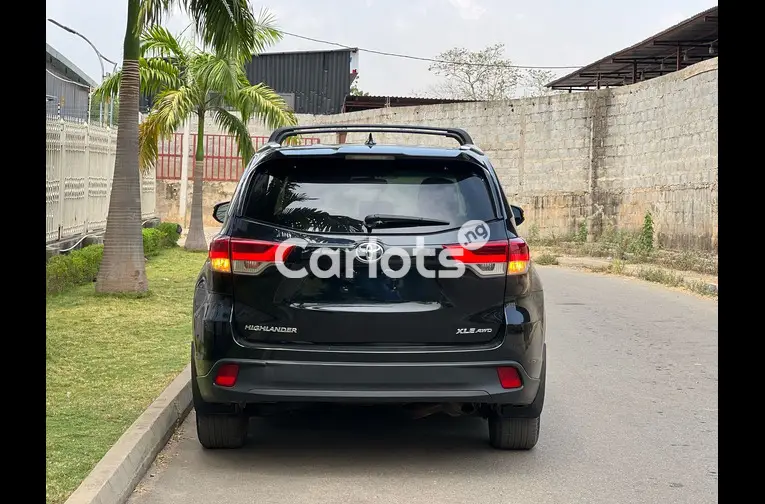 FOREIGN USED 2015/2016 TOYOTA HIGHLANDER XLE V6 - 5/5