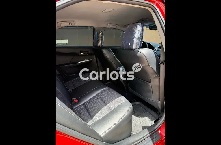 FOREIGN USED 2013 TOYOTA CAMRY SE - 4/5