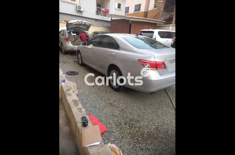 Few Months Used 2010 Lexus ES350 Full Option - 5/5