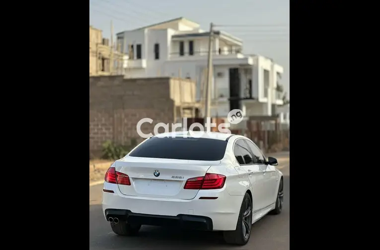 2013 BMW 5 SERIES 528i - 4/5