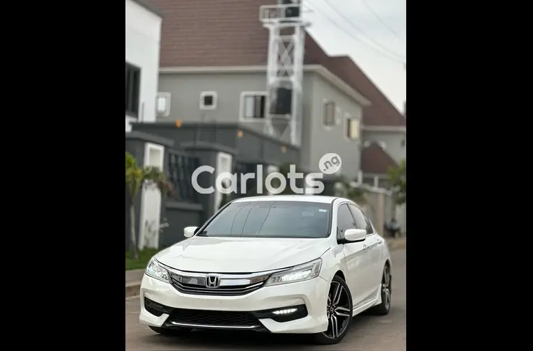 2016 HONDA ACCORD SPORT - 1/5