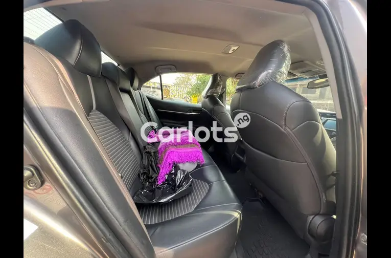 Toyota CAMRY 2019 - 5/5